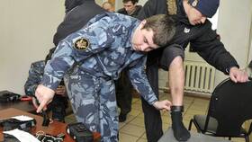 Как понять, что человек под домашним арестом в Страдивариус